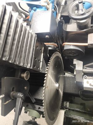 TORSEL Máquina de rectificación de cuchillas de sierra CNC / Aguilador de sierra circular