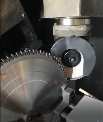 Máquina de rectificación automática de cuchillas TCT de alta precisión